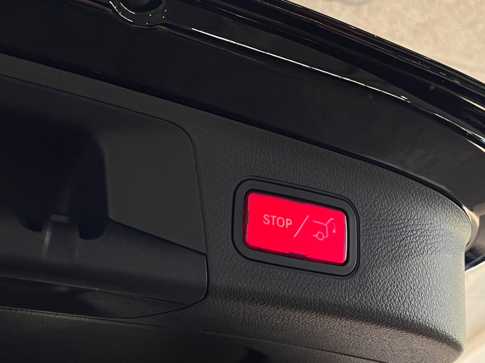 Mercedes EQA300 AMG Line 4Matic 5d