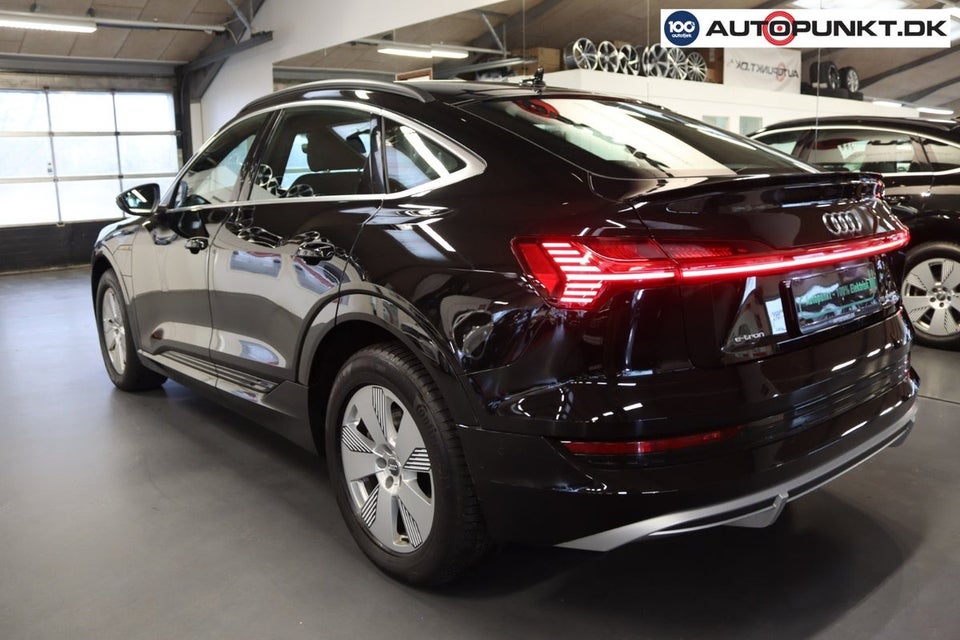Audi e-tron 55 S-line Sportback quattro 5d