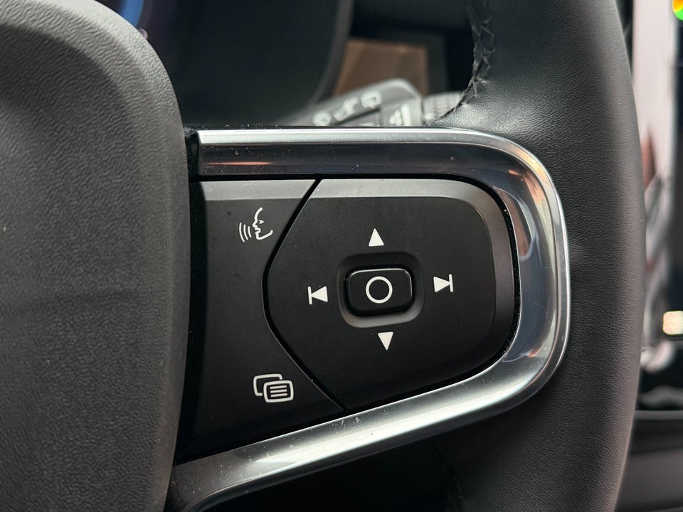 Volvo XC40 ReCharge Extended Range Ultimate 5d