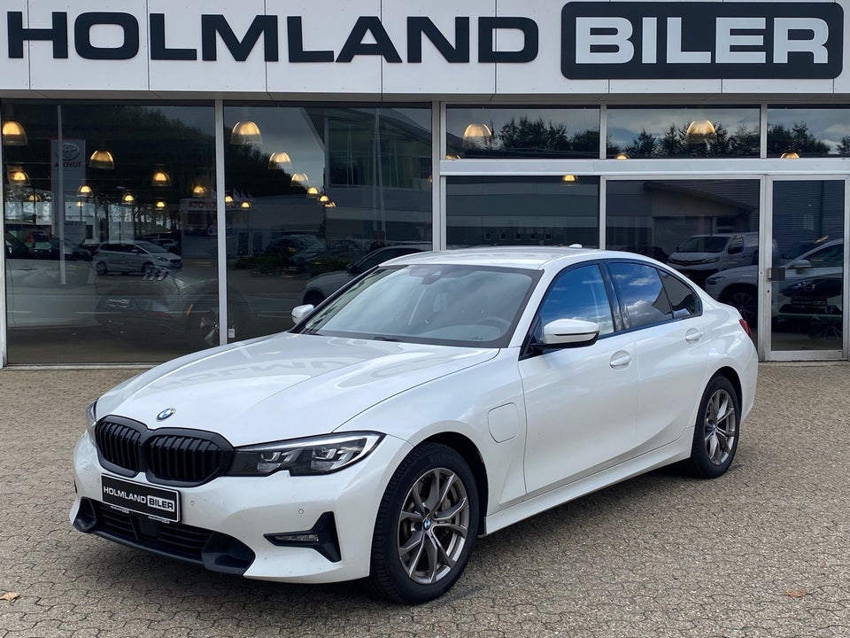 BMW 330e 2,0 Sport Line aut. 4d