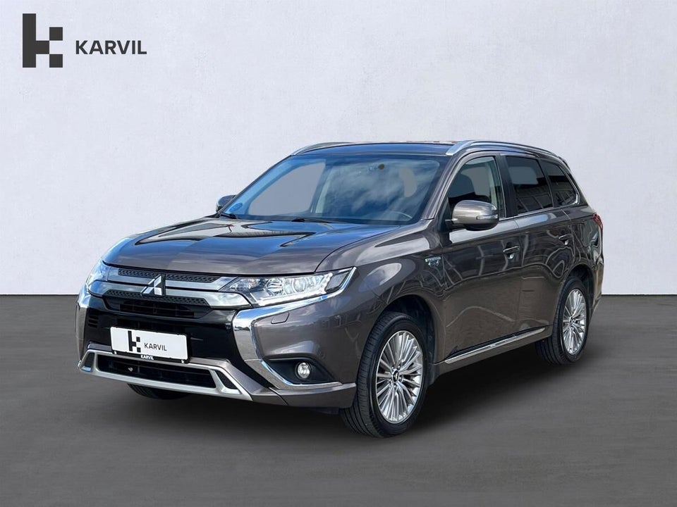 Mitsubishi Outlander 2,4 PHEV Invite CVT 4WD 5d