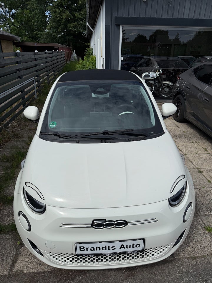 Fiat 500e 42 Icon Cabrio 2d