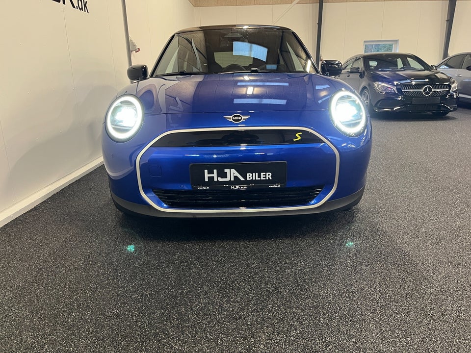 MINI Cooper SE Classic Trim M 3d
