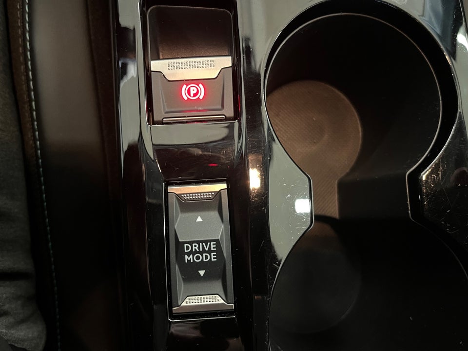 Peugeot 208 1,2 PureTech 100 Allure 5d