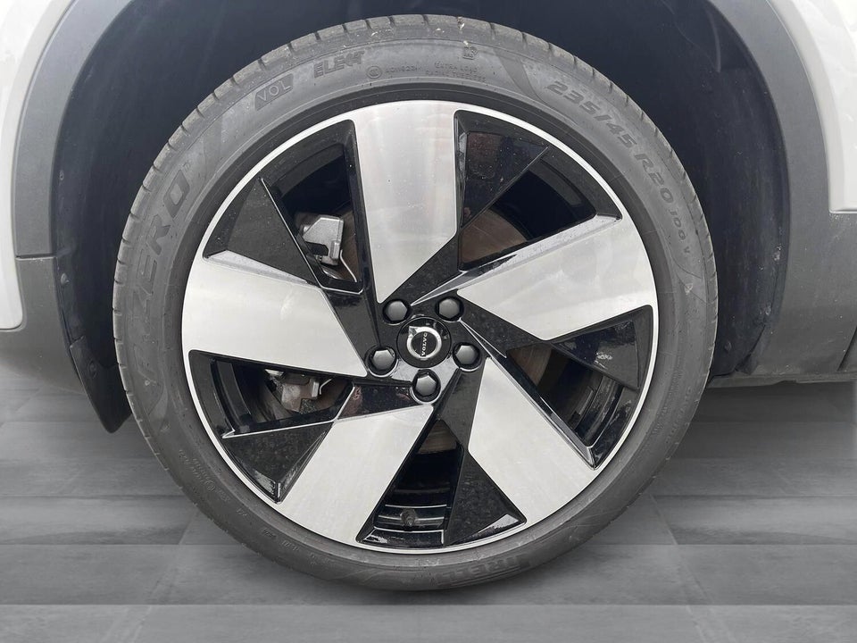 Volvo EX40 Twin Performance Ultra 5d
