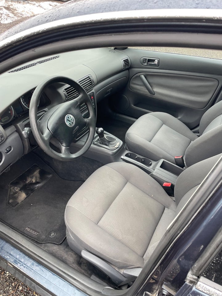 VW Passat 1,8 T 4d