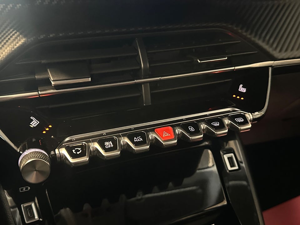 Peugeot 208 1,2 PureTech 100 Selection Sport 5d