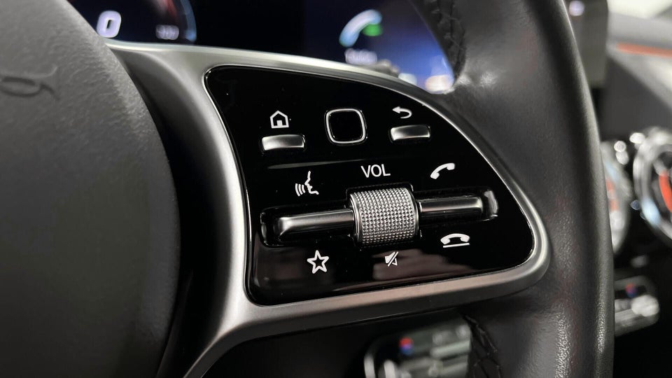 Mercedes EQA250+ Progressive 5d