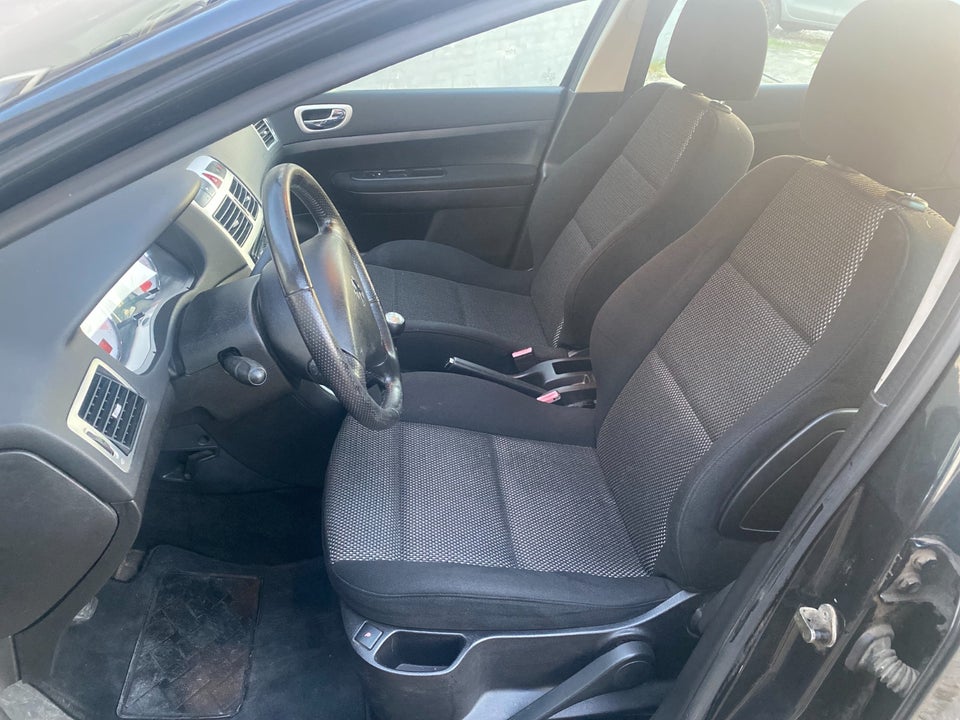 Peugeot 307 2,0 Griffe 5d