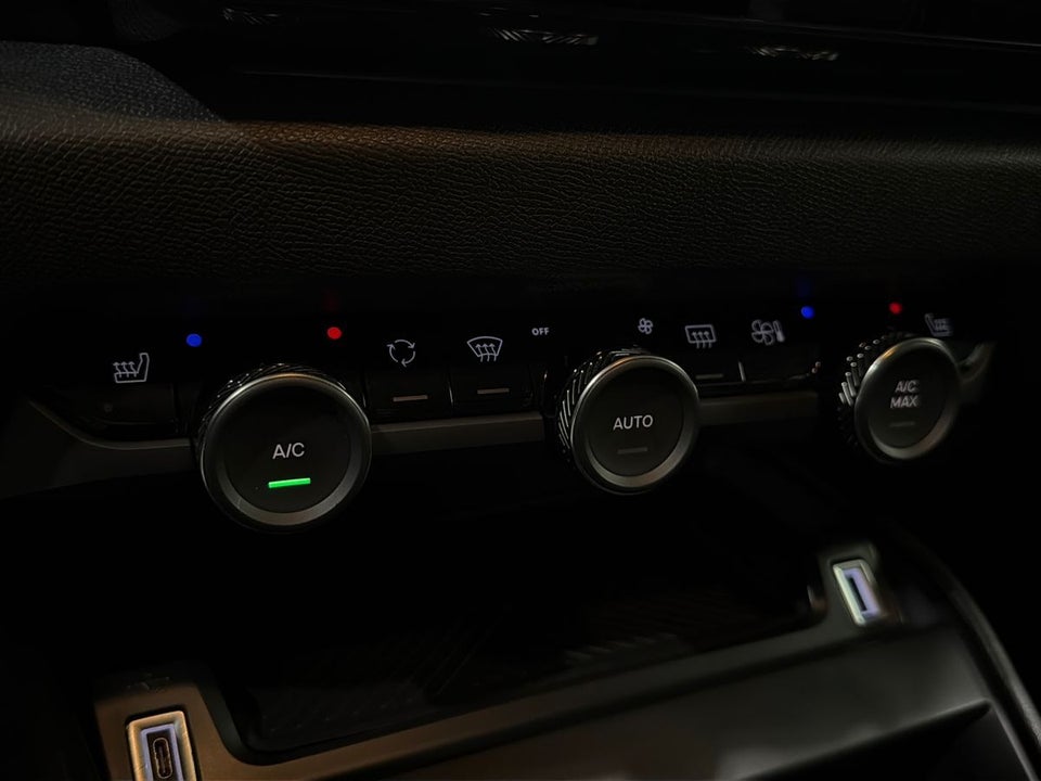 Citroën C4 1,2 PureTech 100 Carré 5d