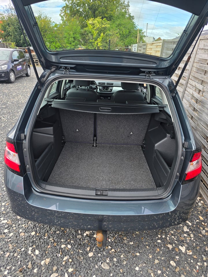 Skoda Fabia 1,2 TSi 90 Ambiente Combi 5d