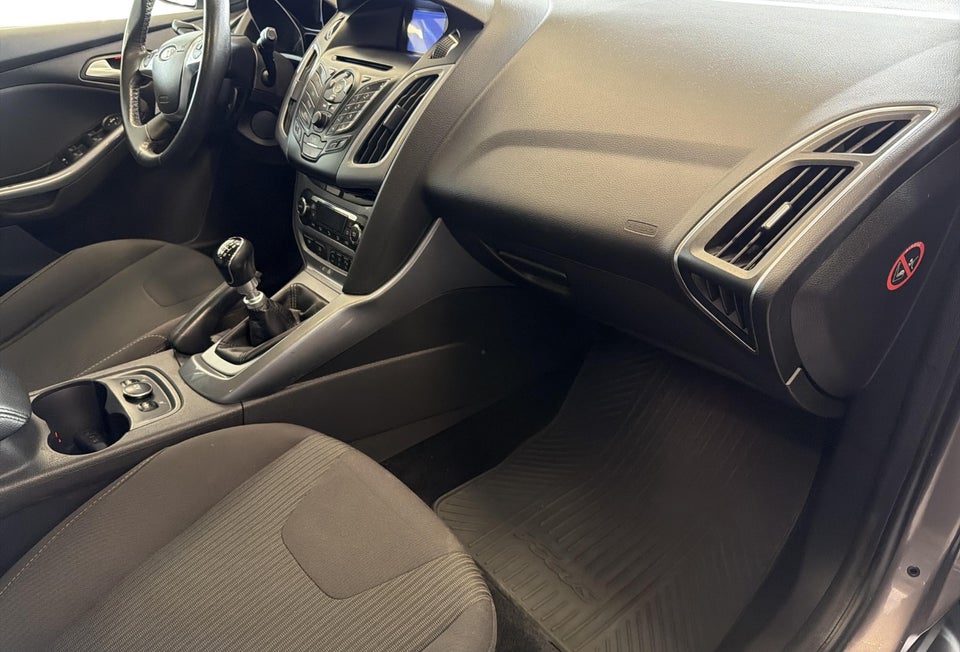 Ford Focus 1,6 SCTi 150 Titanium stc. 5d