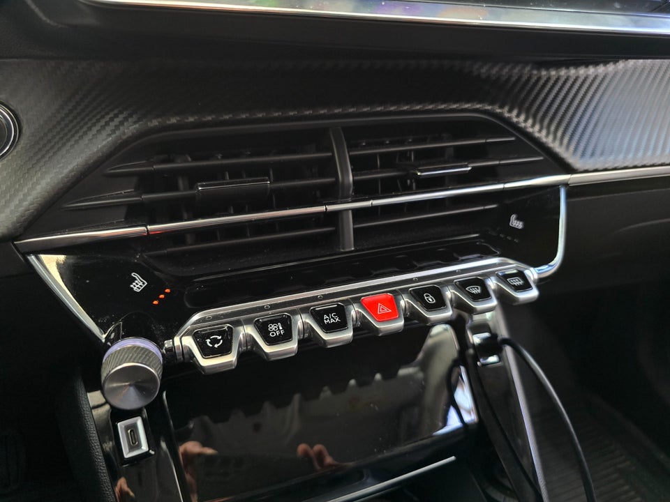 Peugeot 2008 1,2 PureTech 100 Allure Pack 5d