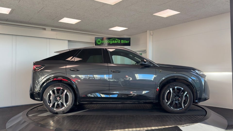 Peugeot e-3008 77 GT Pack 5d