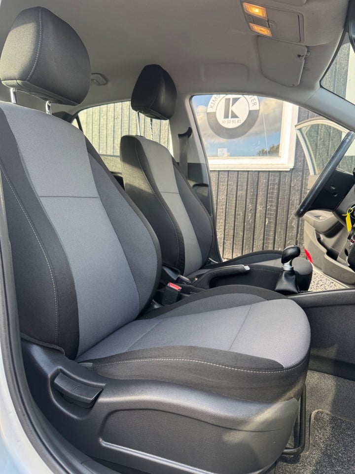 Hyundai i20 1,25 Vision+ 5d