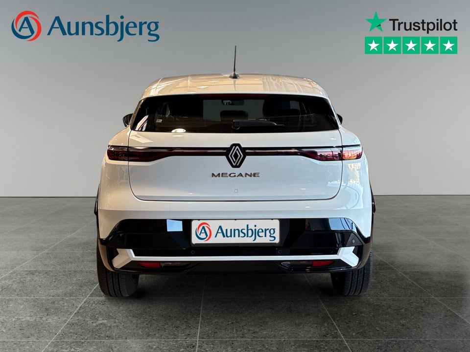 Renault Megane E-Tech 40 Equilibre 5d