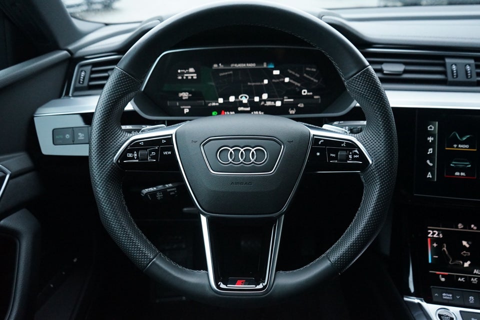 Audi e-tron 55 S-line quattro 5d