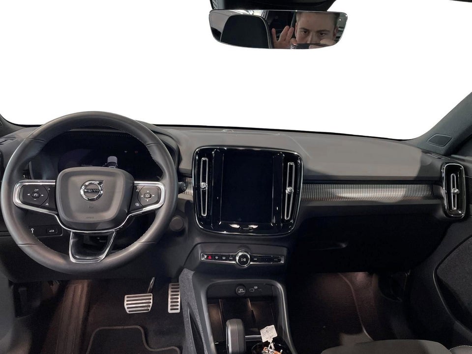 Volvo XC40 P6 ReCharge Pro 5d