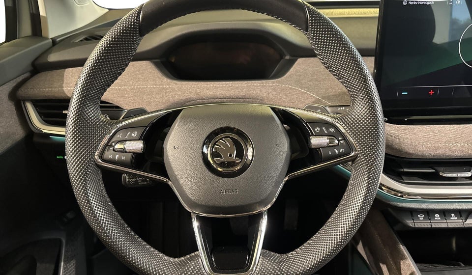 Skoda Enyaq 60 iV Selection Lodge 5d