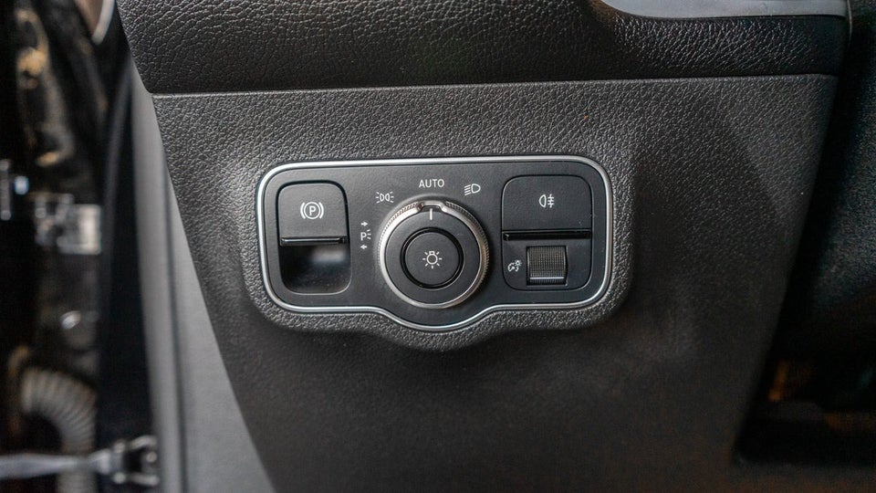 Mercedes EQB300 Progressive 4Matic 5d