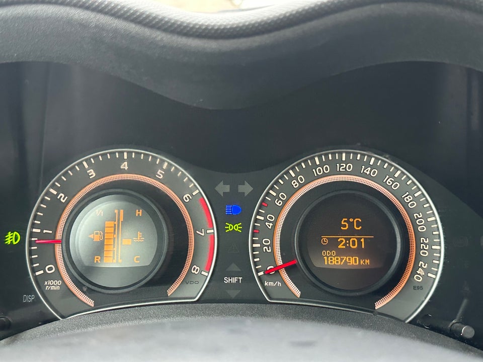 Toyota Auris 1,3 T2 5d