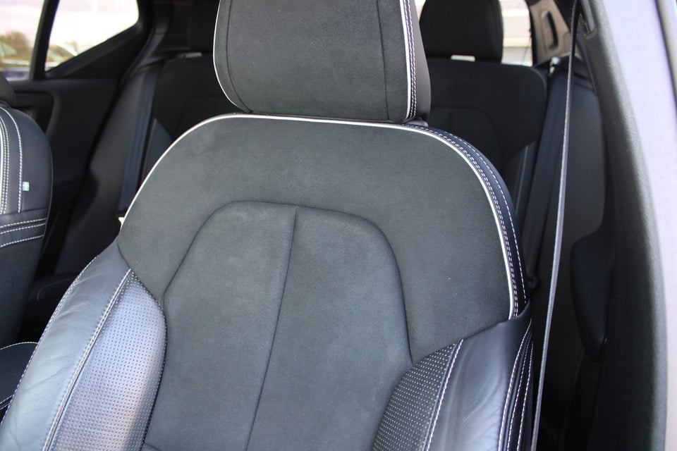 Volvo XC40 P8 ReCharge Twin Ultimate 5d
