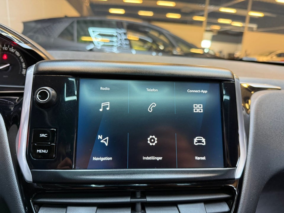 Peugeot 208 1,5 BlueHDi 100 Signature Sky 5d