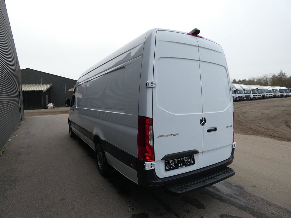 Mercedes Sprinter 317 2,0 CDi A4 Kassevogn aut. RWD