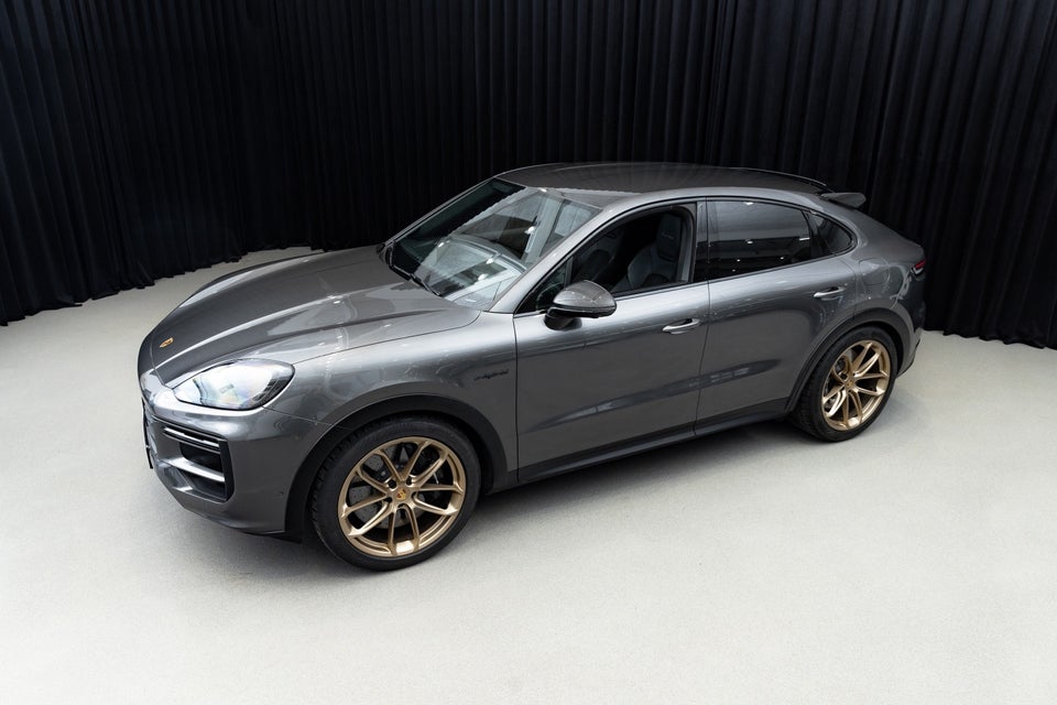 Porsche Cayenne Turbo 4,0 E-Hybrid Coupé GT PDK 5d