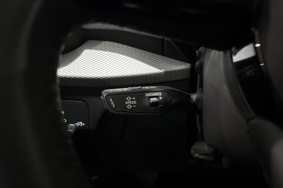 Audi Q2 35 TFSi Prestige S-tr. 5d