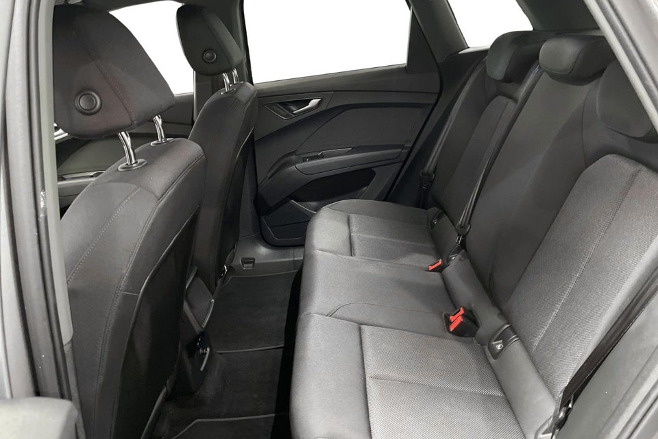 Audi Q4 e-tron 45 Progress 5d