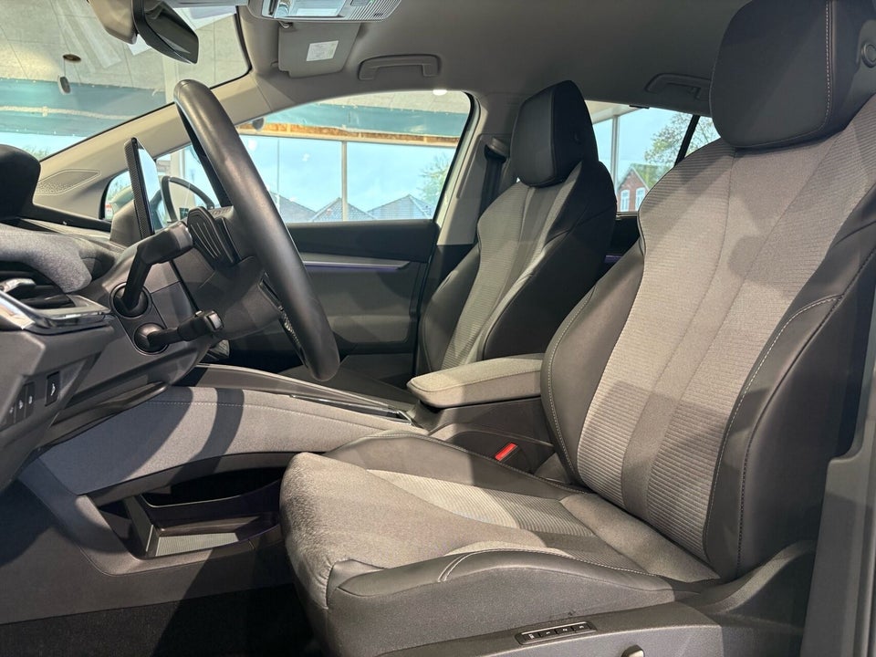 Skoda Enyaq 80 iV Loft 5d