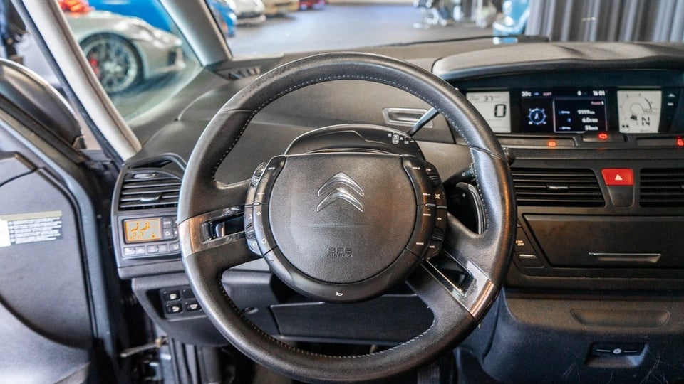 Citroën Grand C4 Picasso 1,6 e-HDi 112 Seduction E6G 7prs 5d