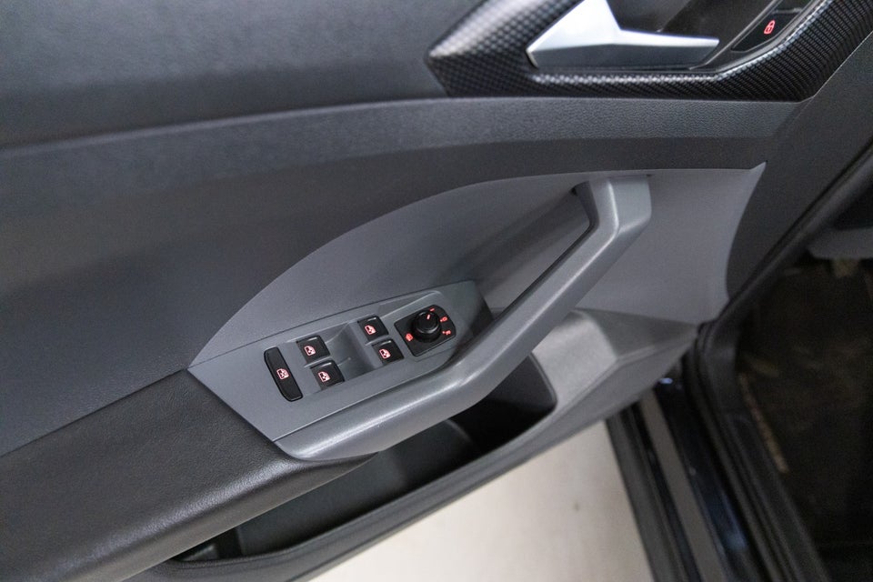 VW T-Cross 1,0 TSi 95 Life+ 5d