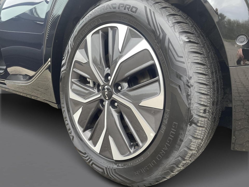 Kia EV6 77 Long Range Upgrade 5d