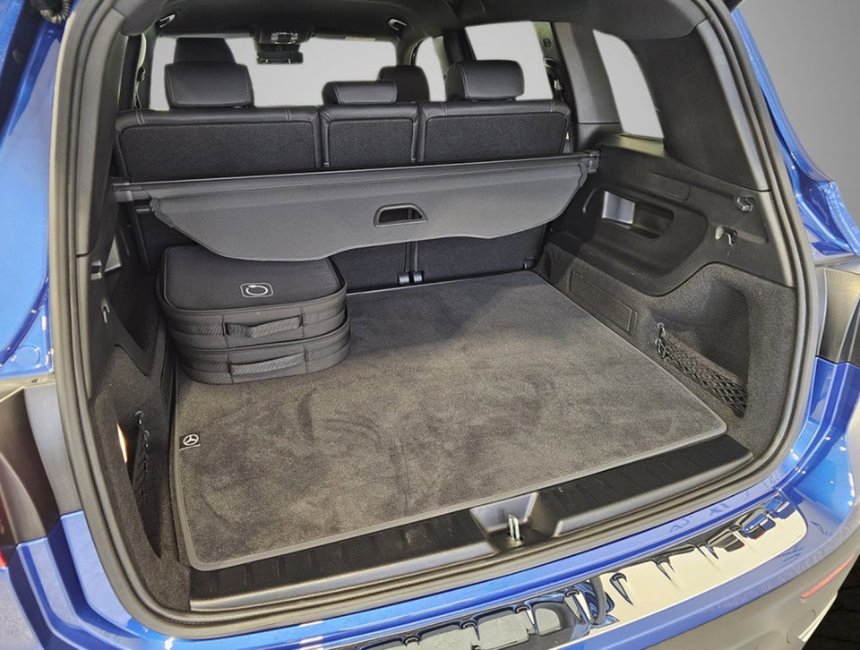 Mercedes EQB300 Progressive Advance Plus 4Matic 5d