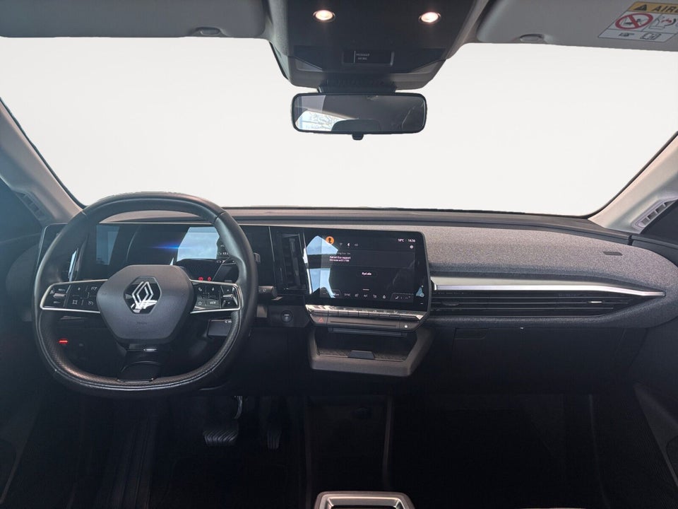 Renault Megane E-Tech 40 Equilibre 5d