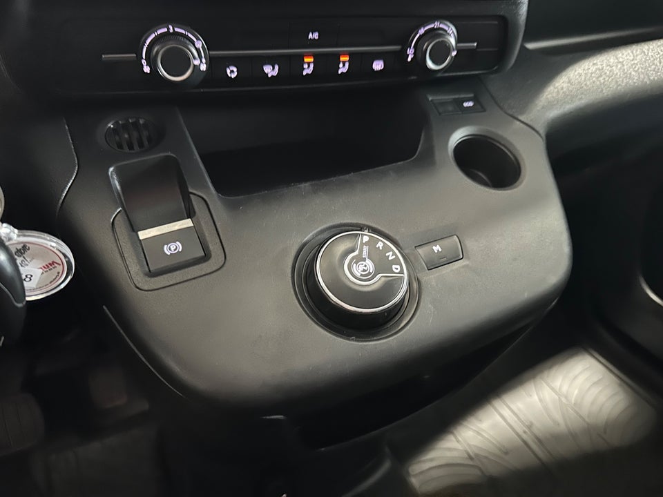 Peugeot Partner 1,5 BlueHDi 130 L2V2 Plus EAT8 Van