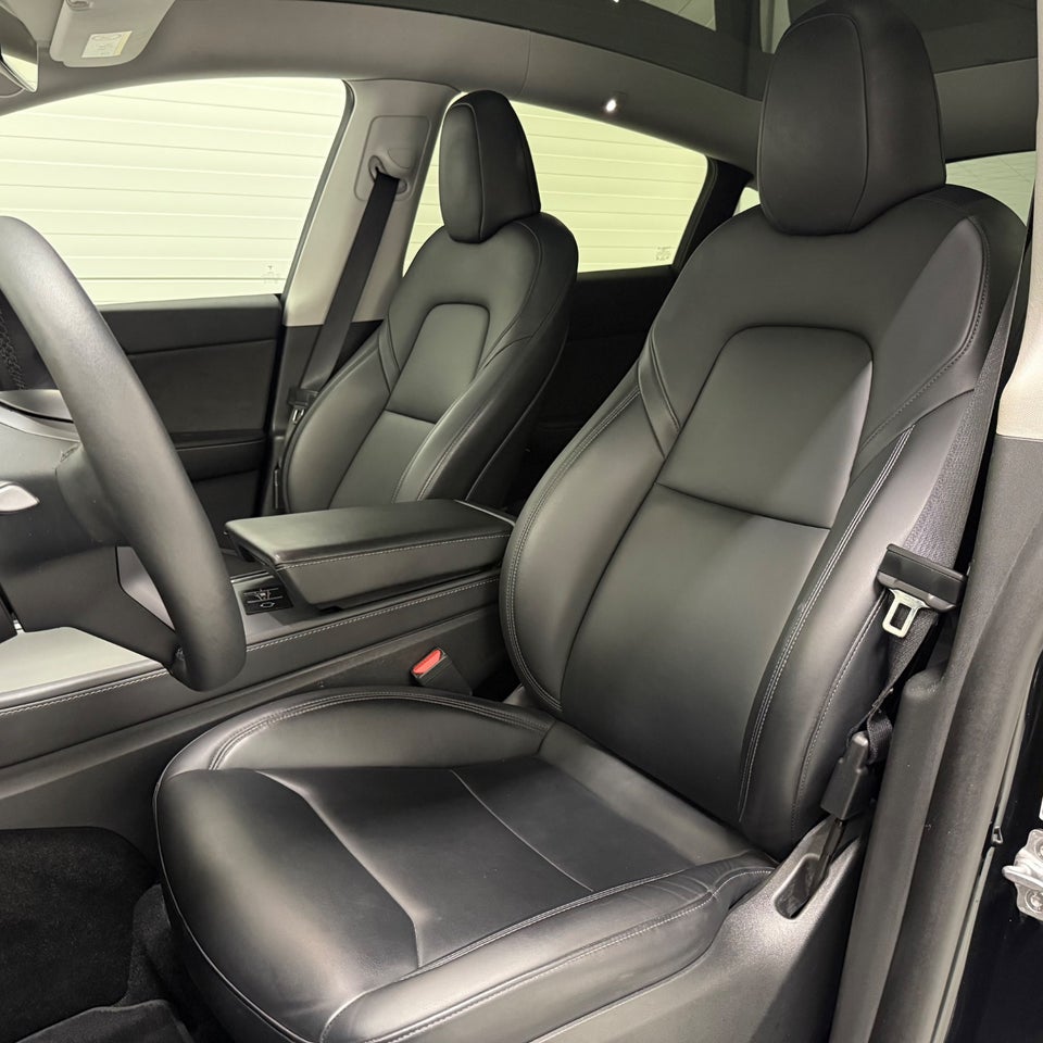 Tesla Model Y Long Range AWD 5d