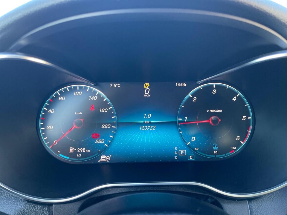 Mercedes C220 d 2,0 Progressive stc. aut. 5d