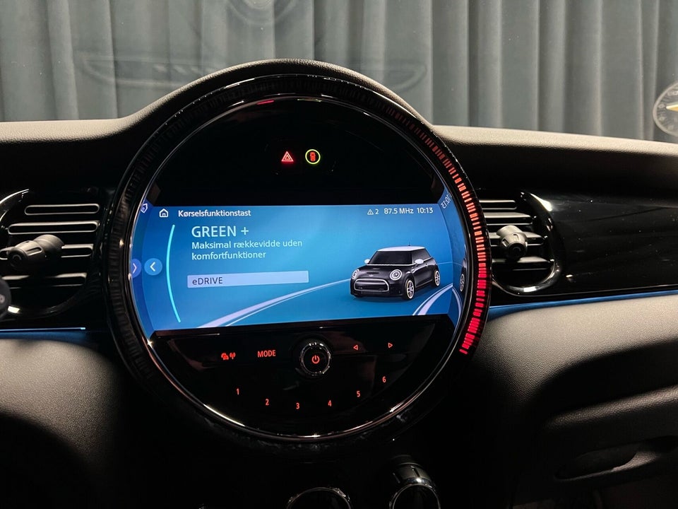 MINI Cooper SE Classic Trim 3d