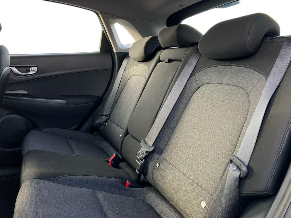 Hyundai Kona 39 EV Select 5d