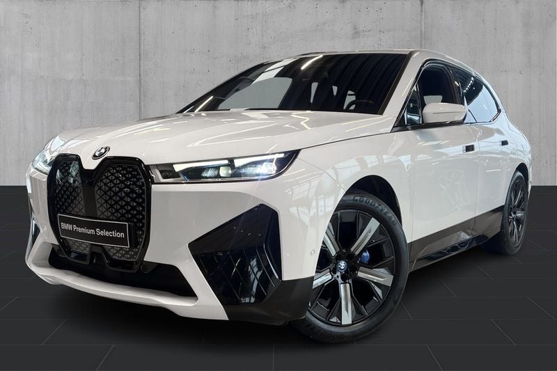 BMW iX xDrive40 Sport 5d