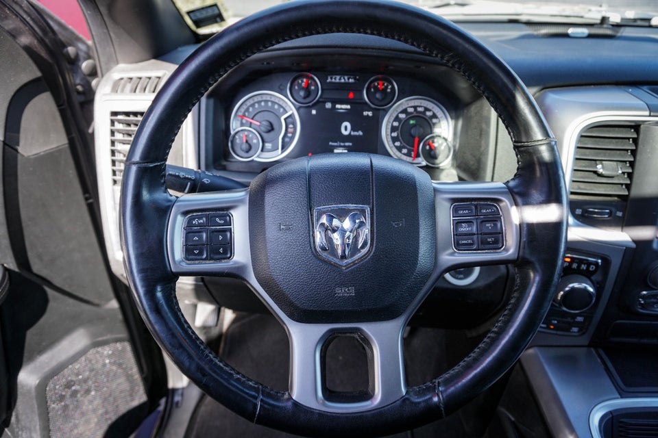 Dodge RAM 1500 5,7 V8 Hemi Warlock aut. 4d