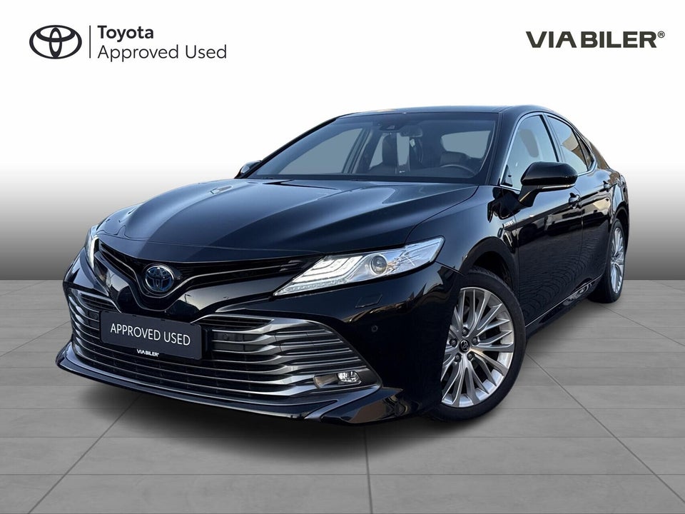 Toyota Camry 2,5 Hybrid H3 Executive CVT 4d