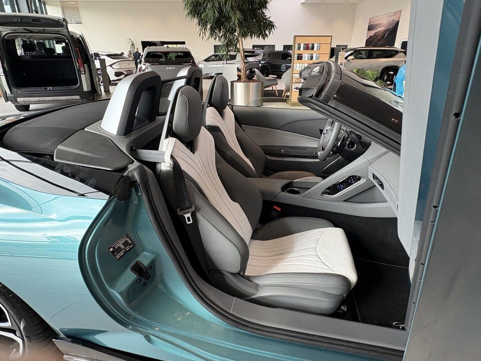 MG Cyberster GT Performance 2d
