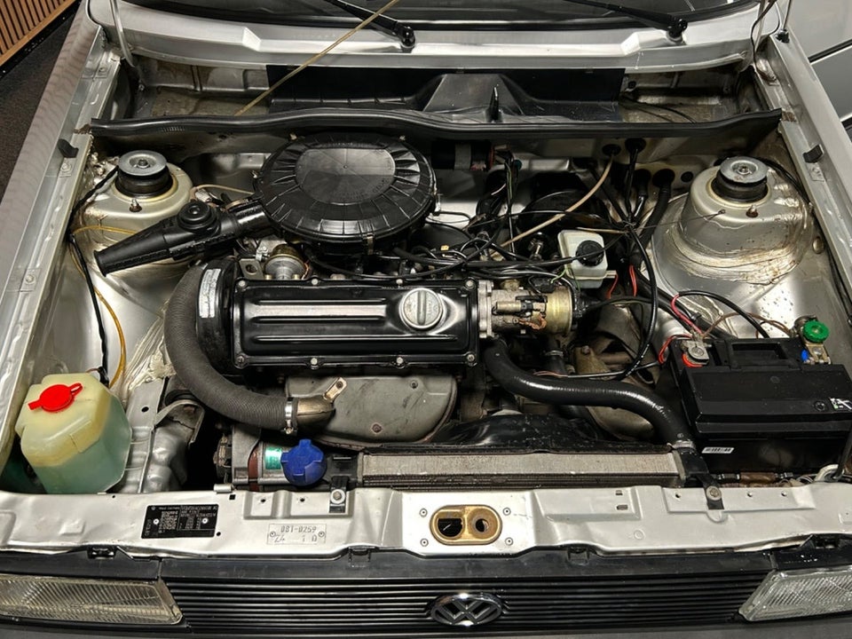 VW Jetta 1,3 2d