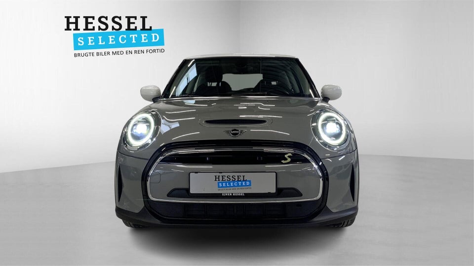 MINI Cooper SE Essential 3d