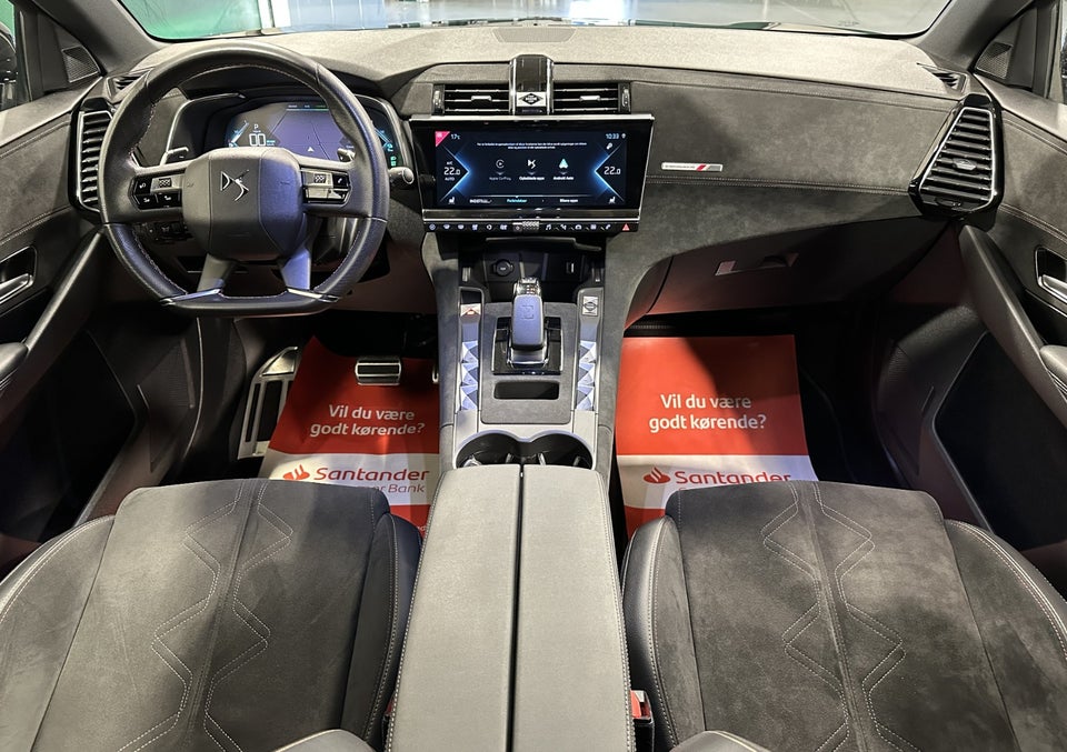 DS DS 7 CrossBack 1,6 E-Tense Performance Line EAT8 AWD 5d