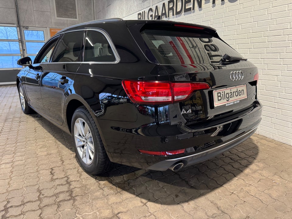 Audi A4 2,0 TDi 150 Avant S-tr. 5d